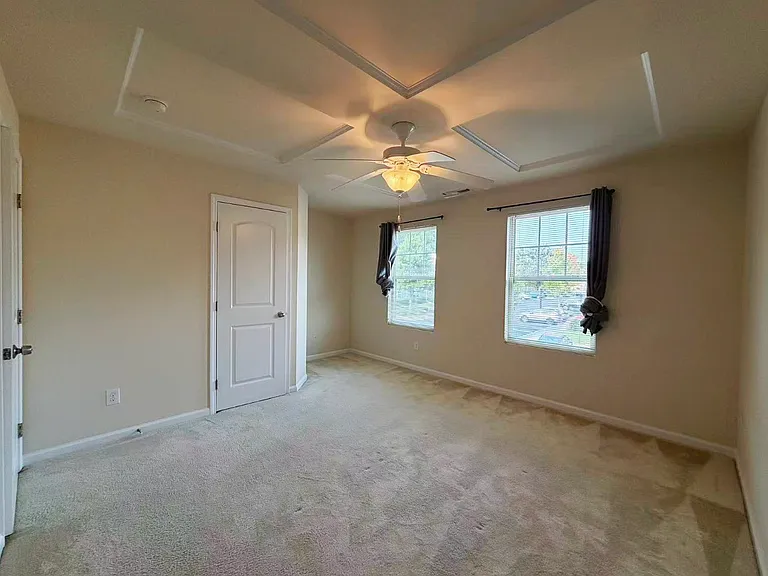 12 Pocono Dr — Photo 11
