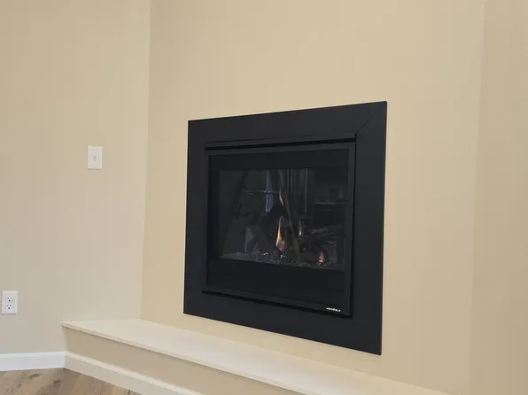 796 Bliven Rd, Edgerton, WI 53534