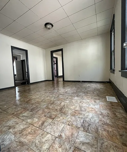 127-129 Avenue B127 — Photo 1