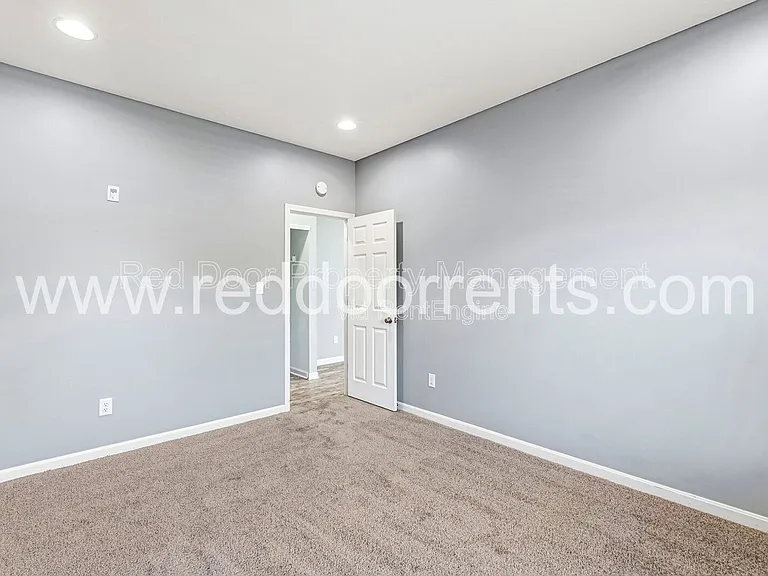4308 Blue Note Dr — Photo 34