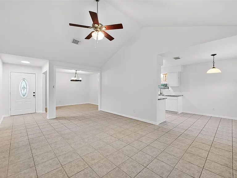 12818 Westella Dr — Photo 13