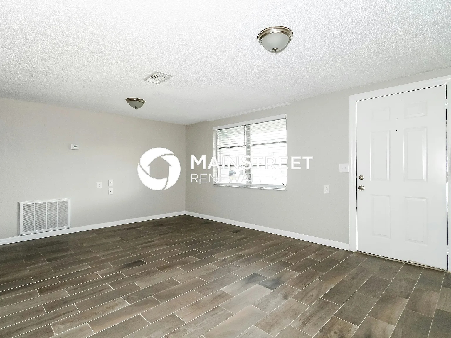 5537 Quist Dr — Photo 3