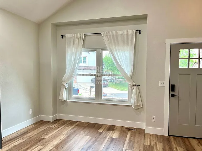 2675 Landsdown Pl — Photo 3