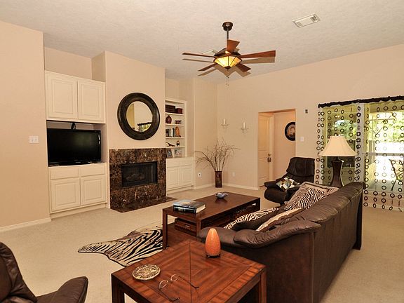 5th image of 10560 Parkside Dr
