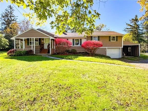 4 Wadsworth Ln, Utica, NY 13501