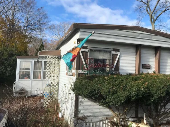 658-B15 Sound Avenue, Wading River, NY 11792