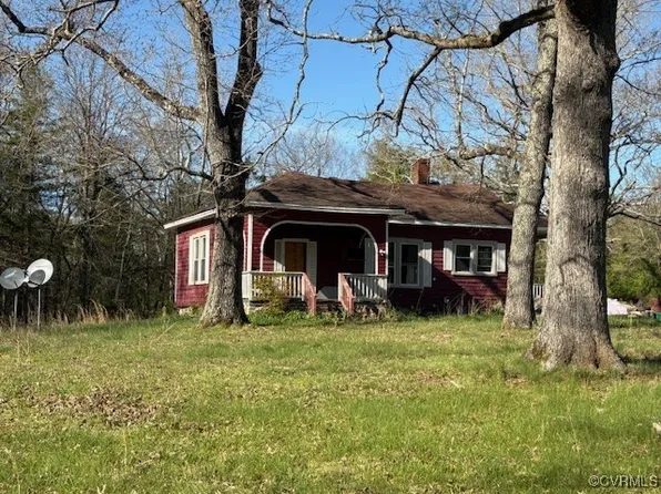 922 Plank Rd, Farmville, VA 23901