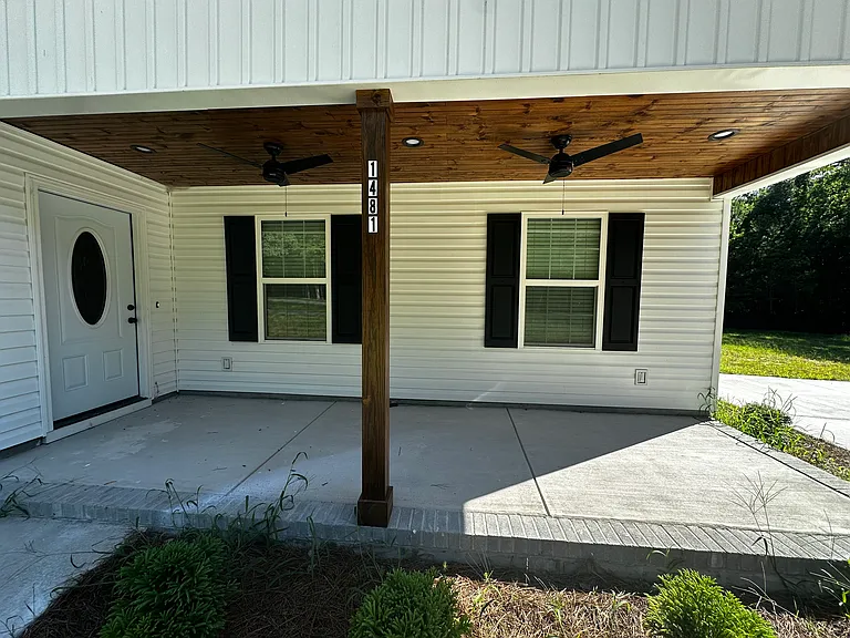 1485 Brewer Springs Rd — Photo 3