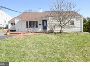 253 Doone Rd, Fairless Hills, PA 19030