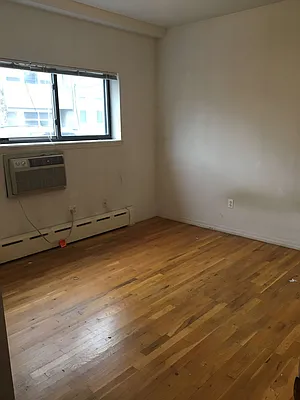 Rented by Grand & Co. | media 12