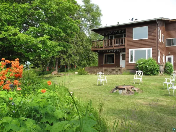 5640 County Rd 35, Lutsen, MN 55612
