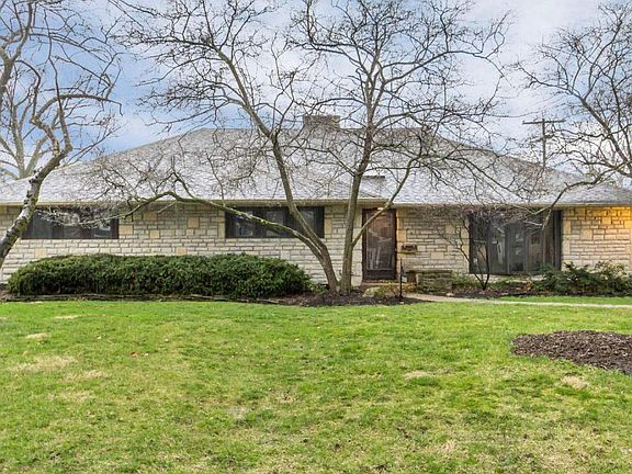 3rd image of 389 Northview Dr