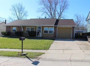 1602 Viking Dr, South Bend, IN 46628