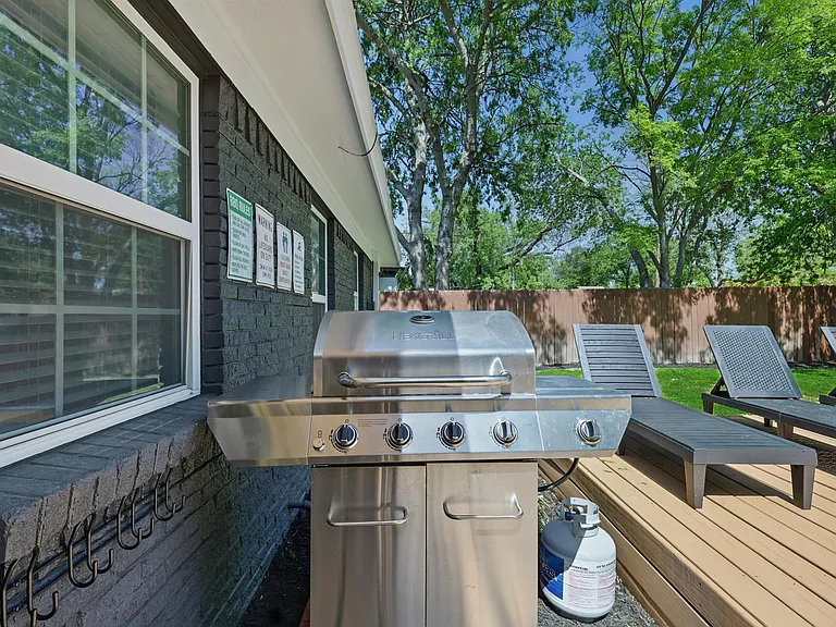 13542 Purple Sage Rd — Photo 34