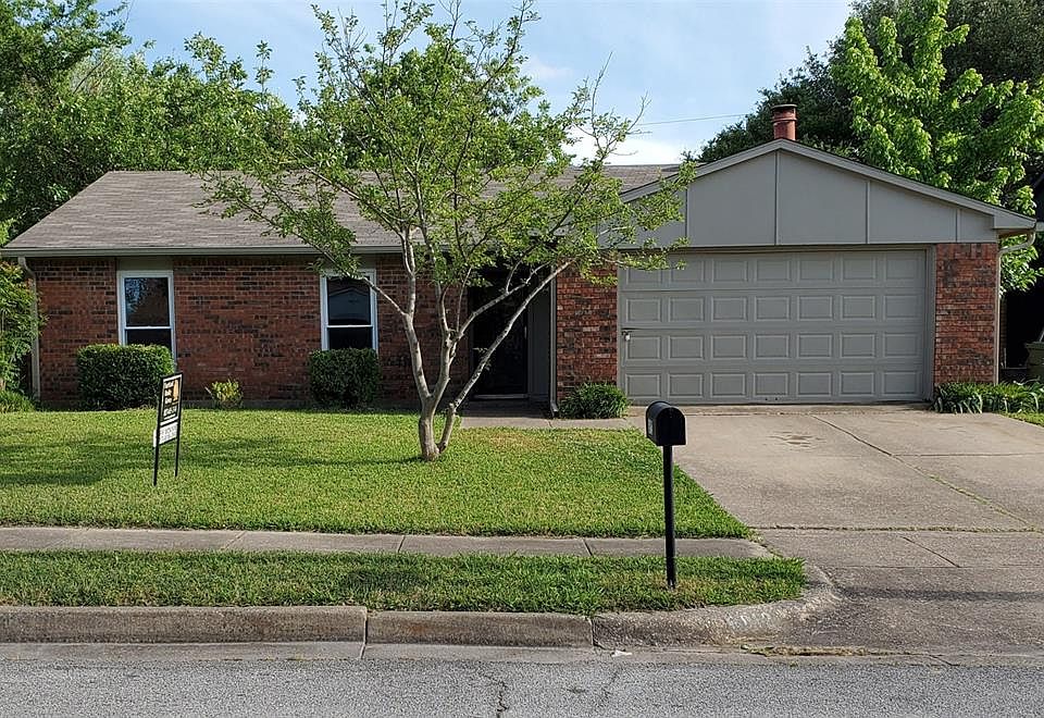 1st image of 6912 Glenhurst Dr