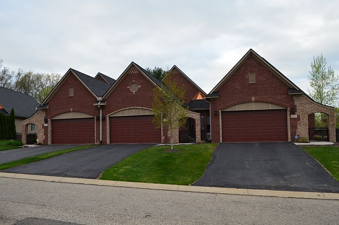 2nd image of Bay Harbor Dr Unit 81