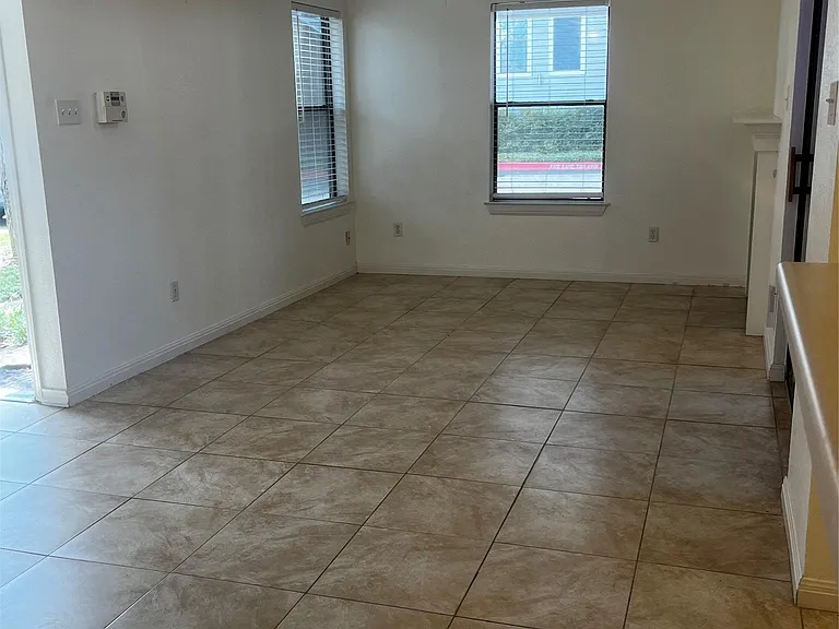 7635 Guadalupe St #1002 — Photo 8