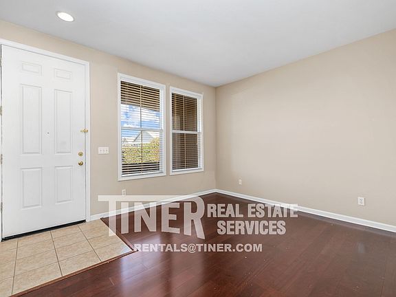 5th image of 5124 Fox Trotter Way