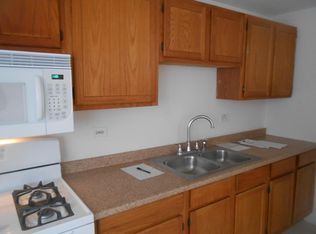 17910 Thomas Ln, Country Club Hills, IL
