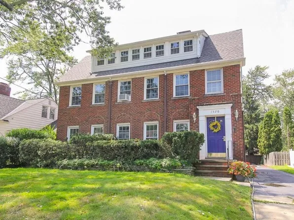 1520 Oakmount Rd APT 1, South Euclid, OH 44121