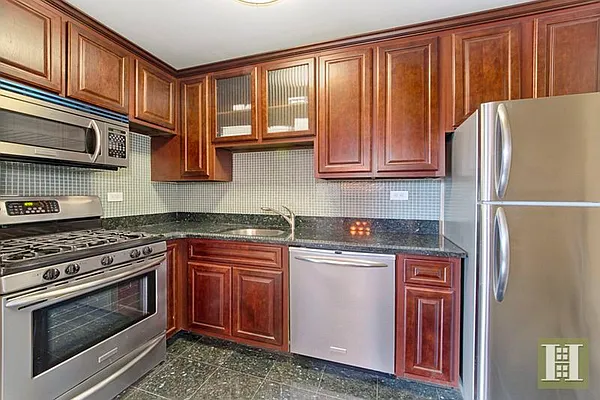 Sold by Halstead Real Estate | media 20