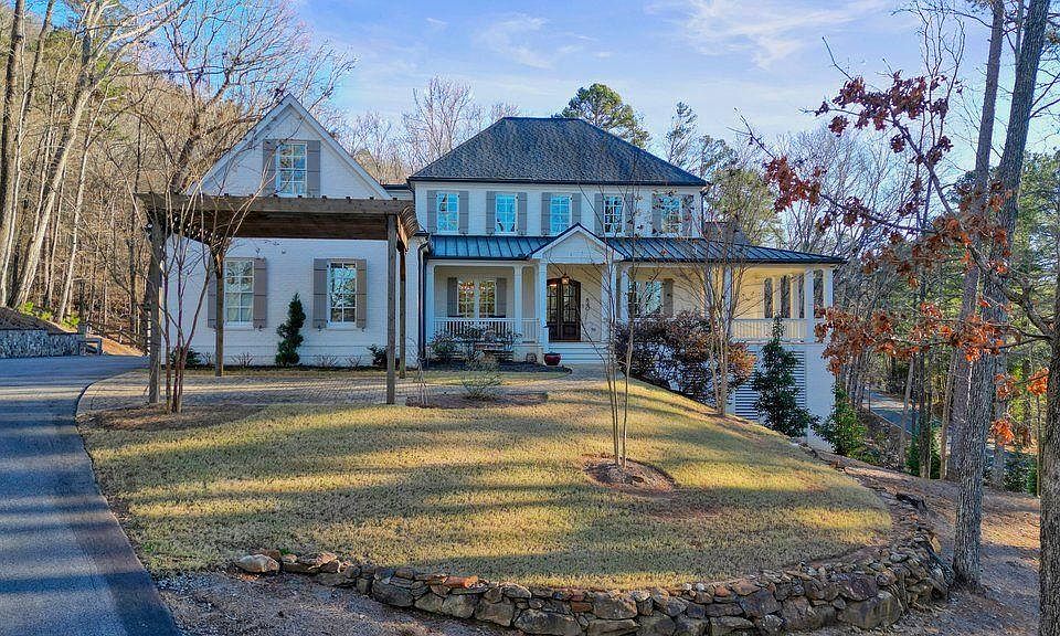 1st image of 840 Greymont Cir NW