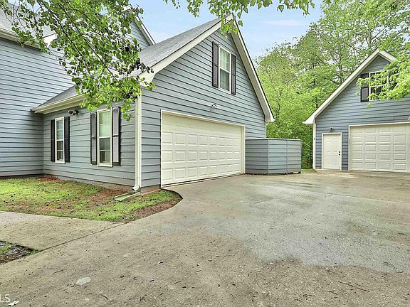 4th image of 535 N Oakland Cir