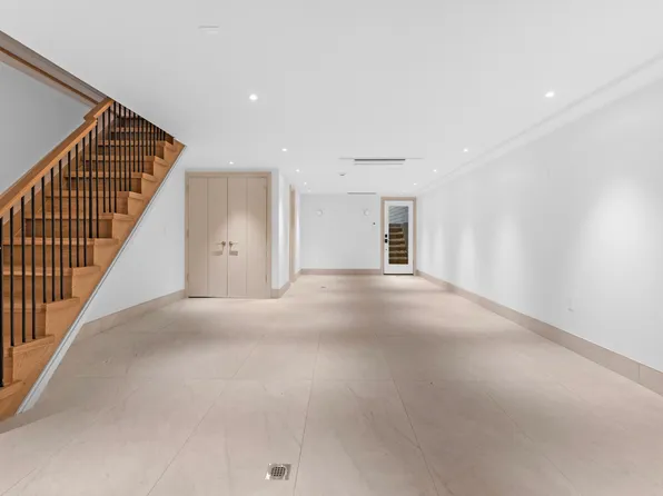 259 Winthrop Street image 18 of 20