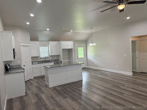 2nd image of 138 Brodys Way