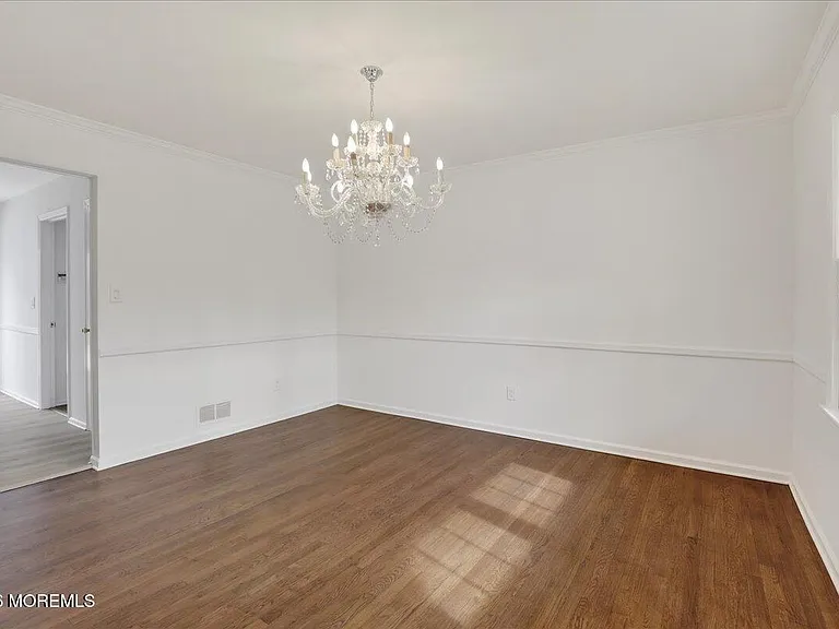 15 Harbor Ct — Photo 12