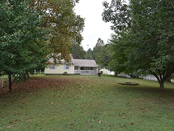 2nd image of 2064 Leatherwood Rd
