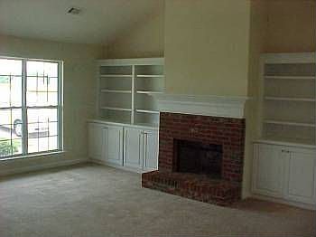 2nd image of 205 Lucas Way
