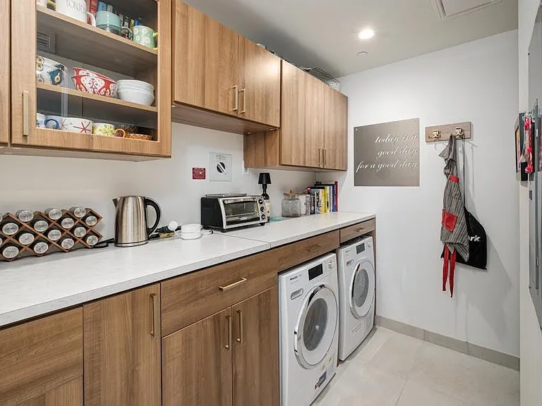 70 Rainey St #1306 — Photo 10