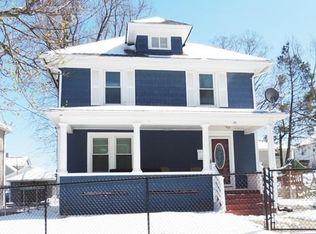 43 Lyons St, Springfield, MA 01151