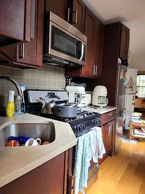 Rented by Frank Valvo Real Estate | media 10