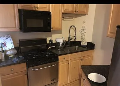 1454 Beacon St #143