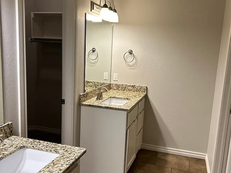 12017 Jadesdale Cir — Photo 27