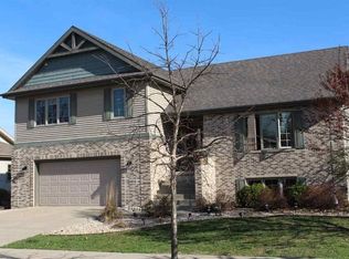 4614 Sunburst Dr, Deforest, WI 53532