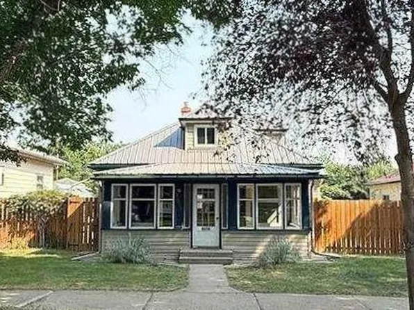 1020 Yuill St SE, Medicine Hat, AB T1A 0Z2