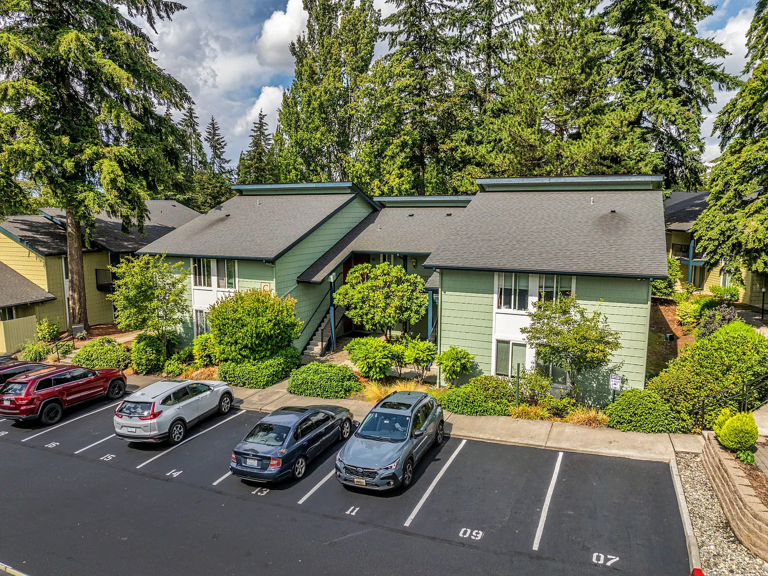 The Kamber Ridge Apartments — Photo 3