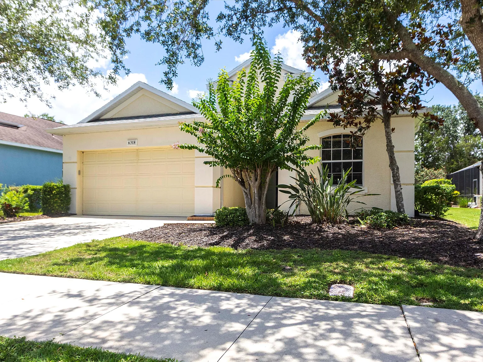 3 bed, 2073 sqft, $4,200 — Photo 3