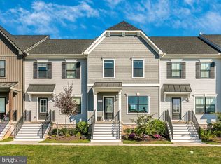 1131 Futurity St, Frederick, MD 21702