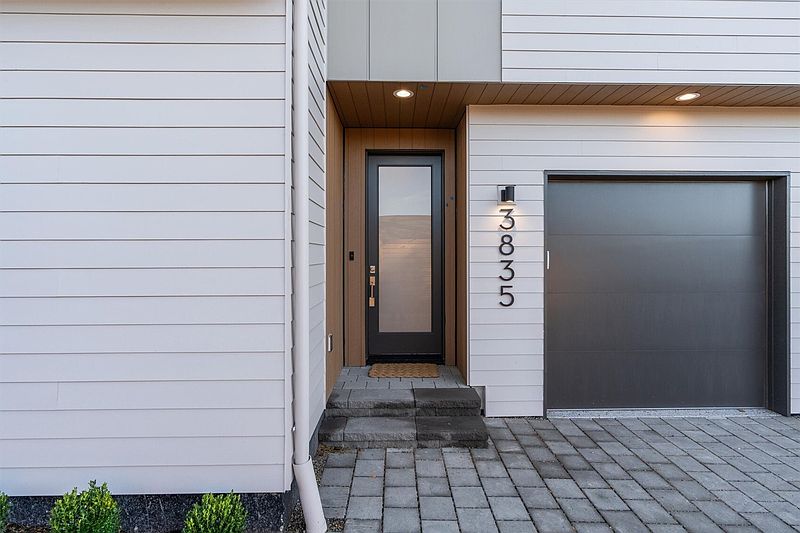 2nd image of 3835 54th Avenue SW