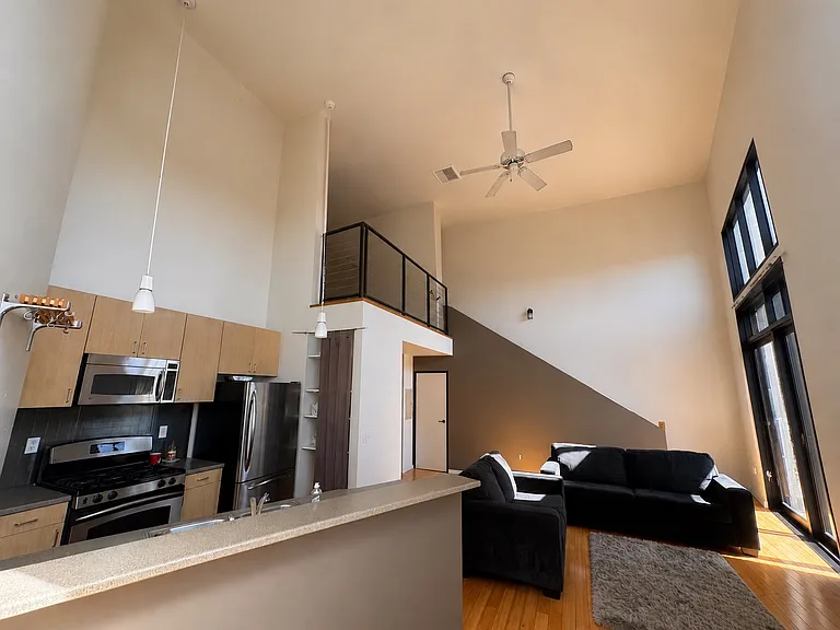 101 W Mission Blvd #302 — Photo 4