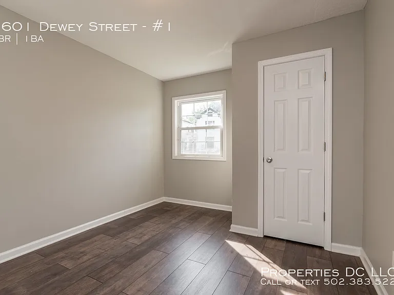 1601 Dewey St #1 — Photo 12