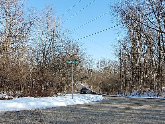 4th image of 8410 Conarroe Rd