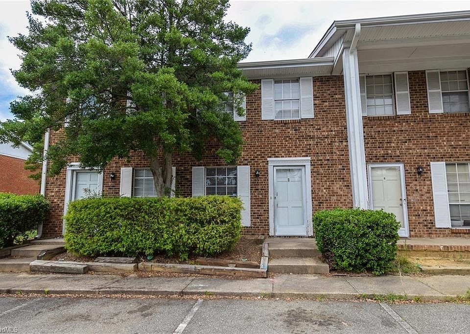 1311 W Meadowview Rd APT B, Greensboro, NC 27403 | Zillow