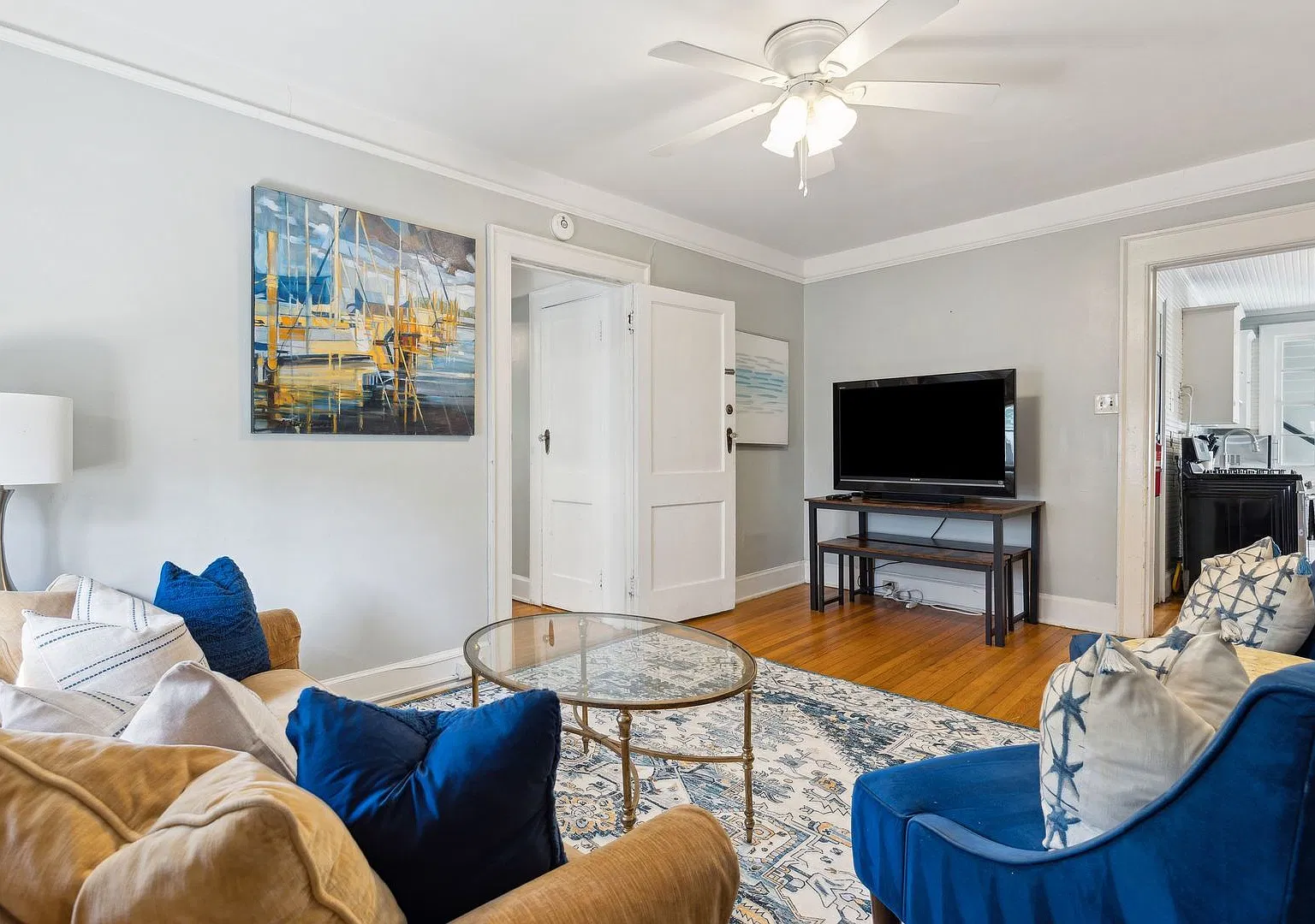 3 bed, 1200 sqft, $4,500 — Photo 2