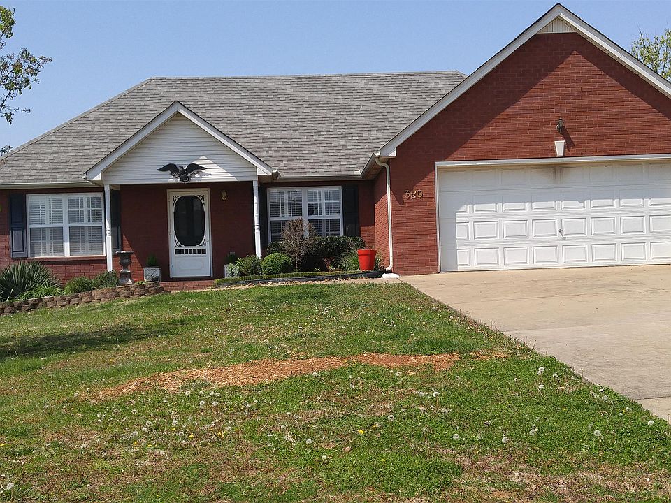1st image of 320 Buttonwood Dr