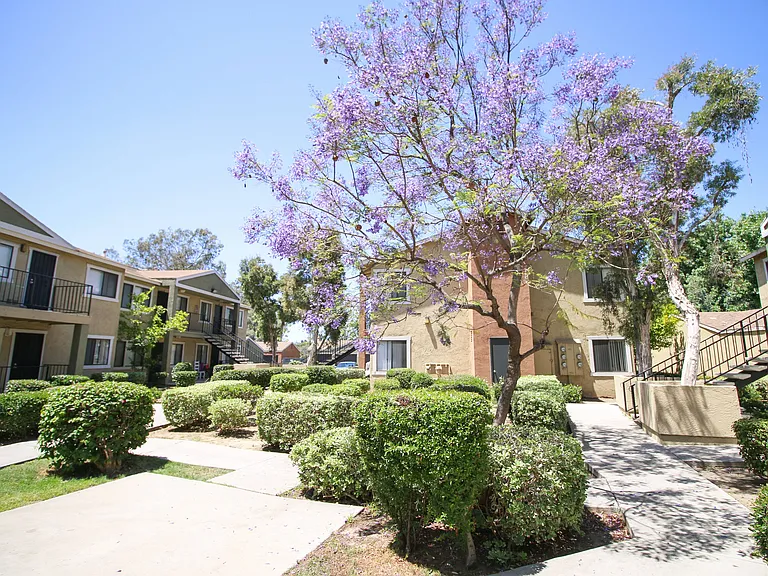 Creekside Villas Apartments — Photo 20